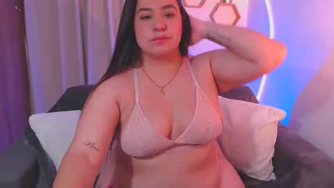 Isa online show from March 4, 6:03 pm