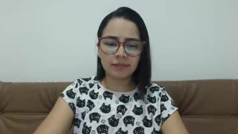 Emma online show from November 1, 3:32 am