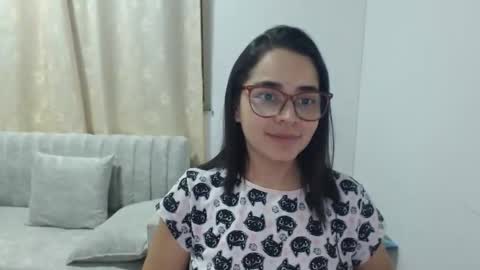 Emma online show from March 7, 3:46 am