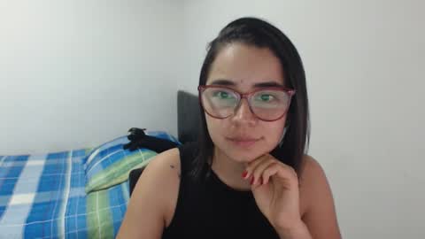 Emma online show from December 15, 2:17 am