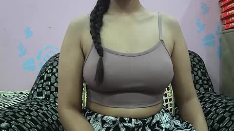 ishika_singh_ online show from March 24, 1:55 am