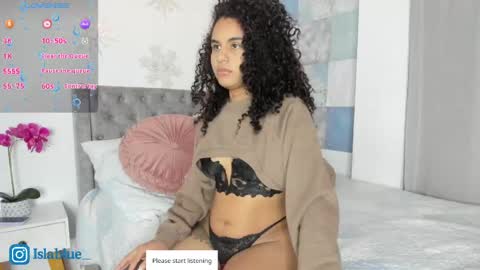 Isla Blue online show from April 16, 2:45 am