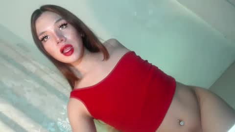 EZZIE online show from February 22, 8:15 pm