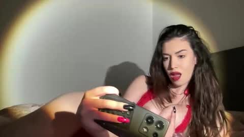 Bella Luxe online show from June 1, 9:16 pm