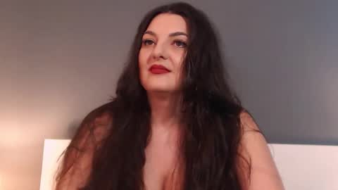 Melissa Khaan online show from May 31, 8:09 am