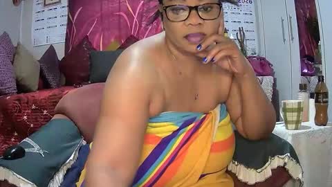 itumeleng74 online show from March 5, 5:47 am