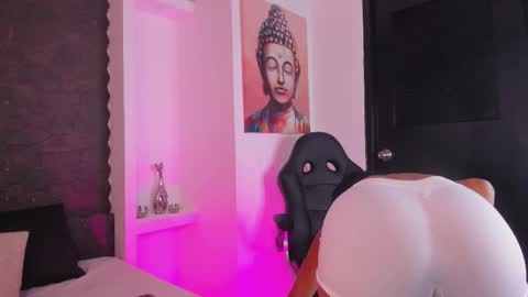 Snapshot of ivana_hall chatting on September 16, 7:33 pm ivana_hall online show from September 16, 7:33 pm