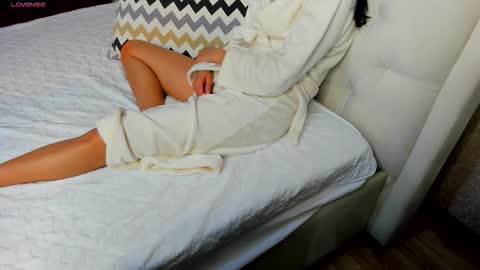 Ivy online show from March 7, 11:12 pm