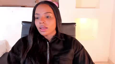 i v y  b l i s s online show from January 5, 12:21 pm