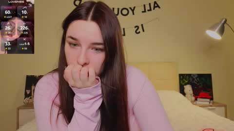 Daisy online show from March 1, 4:07 pm