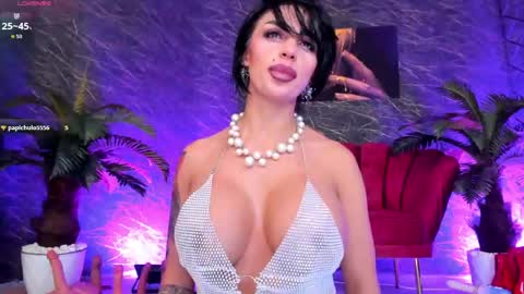 izabelatessa online show from May 6, 7:51 pm