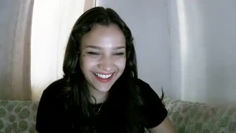 izzy_32 online show from February 25, 3:10 pm