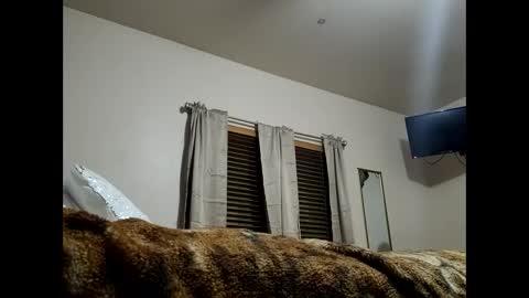 izzypopxoxo online show from January 14, 10:06 am