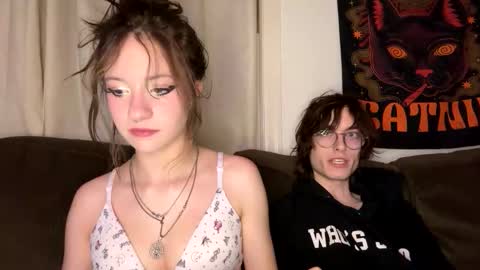 sophi scott online show from May 30, 7:50 am