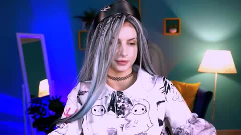 Snapshot of jade_castle chatting on November 1, 3:21 am jade_castle online show from November 1, 3:21 am