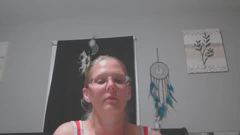 JadeLuv online show from April 9, 12:57 am