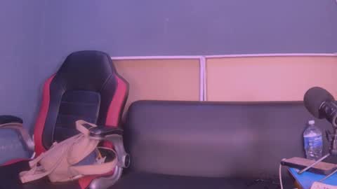 jamaicanbabex online show from December 5, 9:50 am