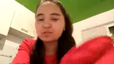 Ashley online show from April 10, 3:40 pm