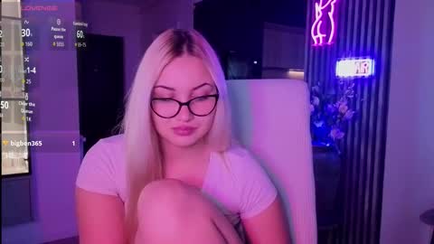 Jane online show from November 25, 2:08 pm