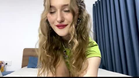 Janie online show from March 17, 3:16 pm