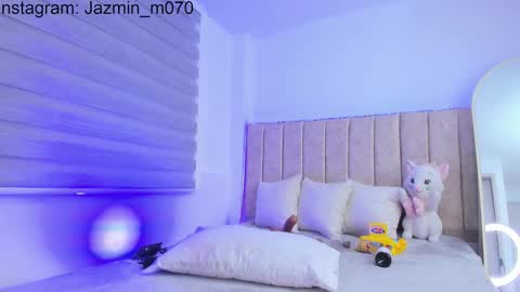 Jane online show from February 19, 8:03 am