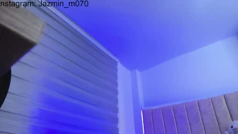 Jane online show from April 15, 9:32 am