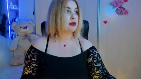 JansyLines online show from April 9, 5:18 pm