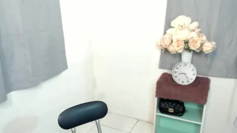 Snapshot of japanesse_pinayxx chatting on October 15, 4:53 pm  Belle Or Bella TIme online here 10am to 5pm online show from October 15, 4:53 pm