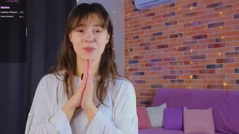 Chloe online show from December 4, 6:26 am