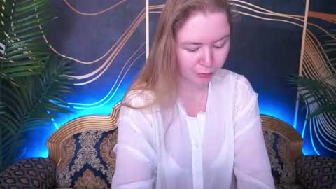 Jasmine online show from September 25, 10:36 am