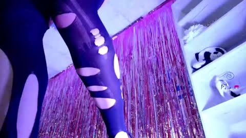 Jasmine online show from April 15, 5:30 am