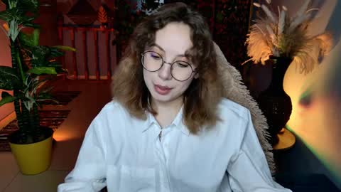 Jasmine online show from April 4, 5:06 am