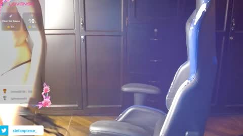      online show from March 15, 9:39 pm