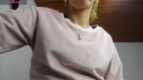 Snapshot of jazmin_princess_hot chatting on September 26, 9:45 pm jazmin online show from September 26, 9:45 pm