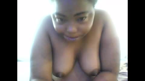 Snapshot of jccaramelbarbie12 chatting on September 18, 1:53 pm JCCaramelbarbie online show from September 18, 1:53 pm