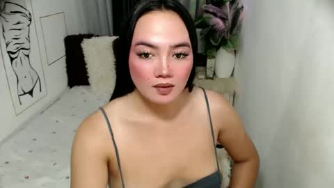 Jeanwants2play online show from April 11, 7:45 am