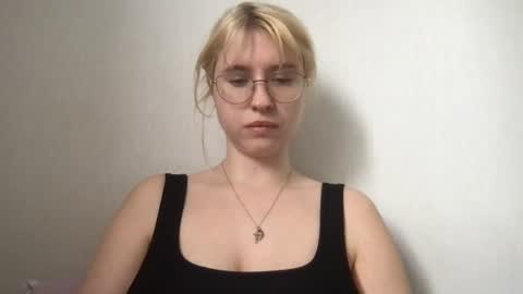 Inna  online show from June 11, 8:55 am