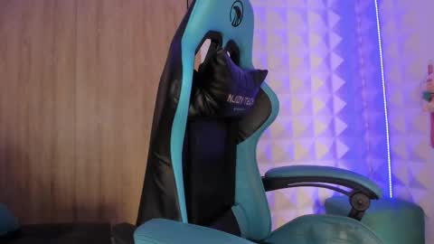 jendralevis online show from December 19, 8:34 pm