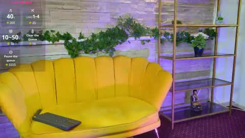 Jenifer  online show from June 11, 7:43 pm