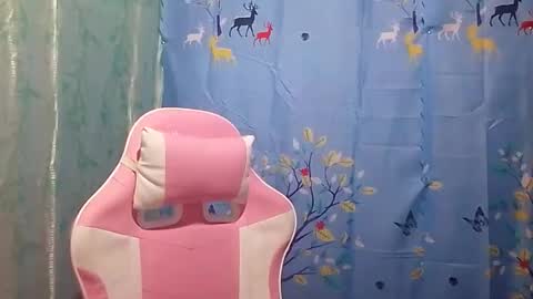 jennalyn_19 online show from March 8, 10:41 am