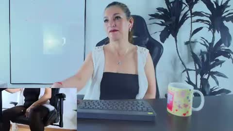  Call Me Jenna  online show from August 2, 4:04 am