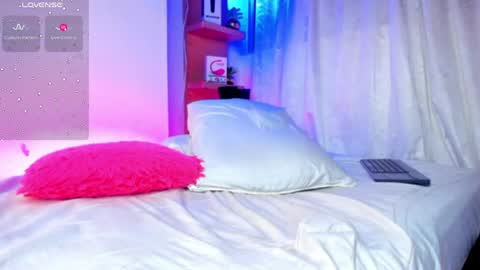 follow me in me  IG jenndy971 online show from May 30, 4:32 am