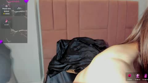 Jennie online show from April 14, 4:07 pm