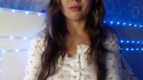 Jennifer online show from March 7, 2:36 am