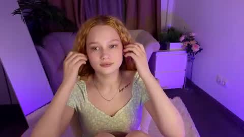 Jennifer online show from June 19, 11:35 am