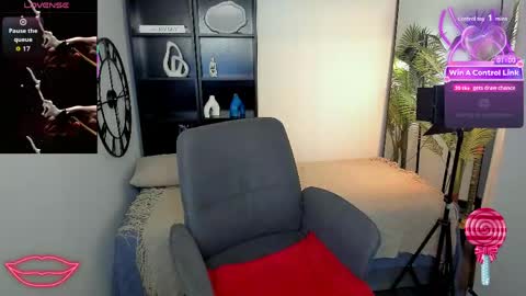 Jennifer online show from June 4, 3:05 pm