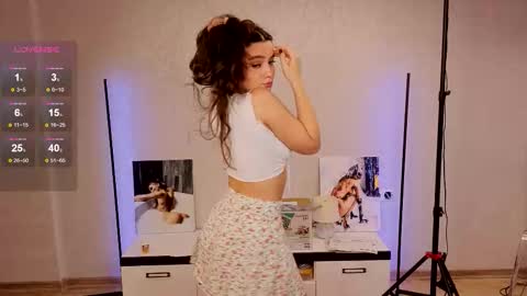 Jenny online show from September 27, 5:31 pm