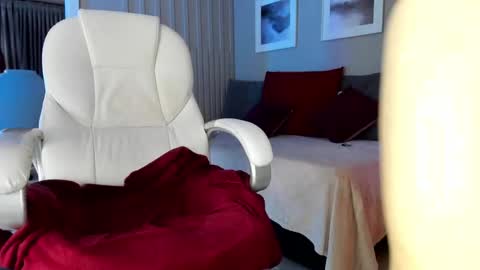 Snapshot of jess69_ chatting on October 16, 9:39 pm Jessie online show from October 16, 9:39 pm