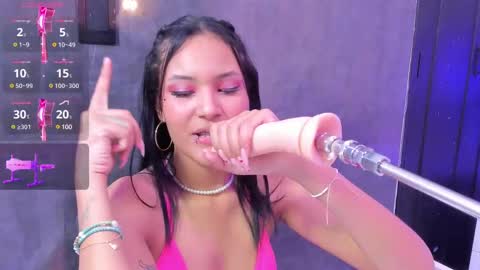 Snapshot of jess_ackerman chatting on February 22, 4:07 am Jess online show from February 22, 4:07 am