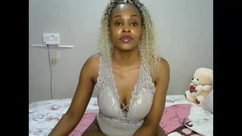 jessajoyy online show from February 18, 11:09 am